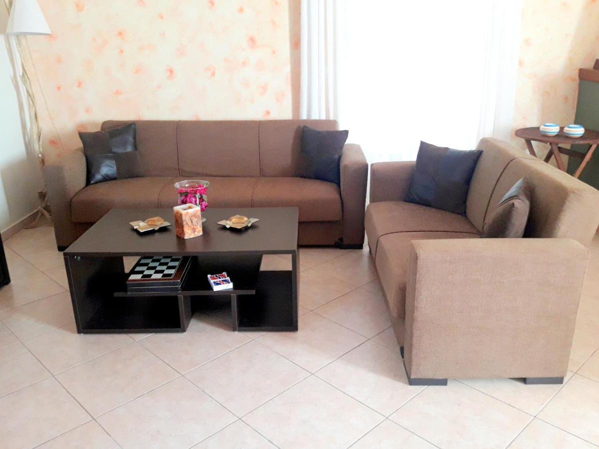 Holiday home Olivetree House